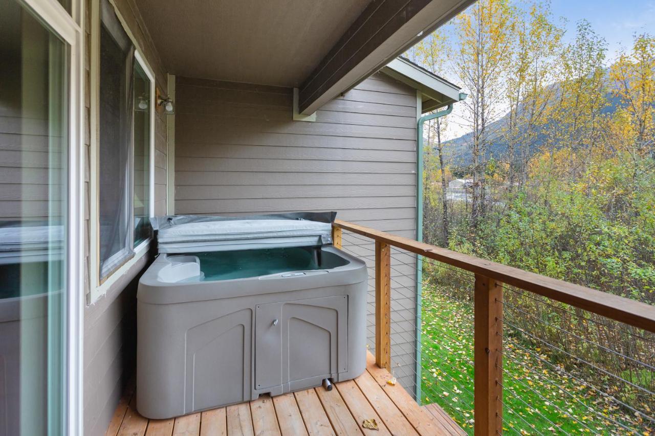 Glacier Creek Girdwood Buitenkant foto